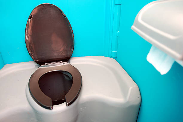 Best Porta potty cleaning services  in Feather Sound, FL