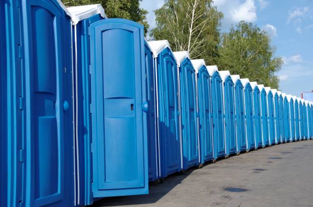 Best Porta potty delivery and setup  in Feather Sound, FL